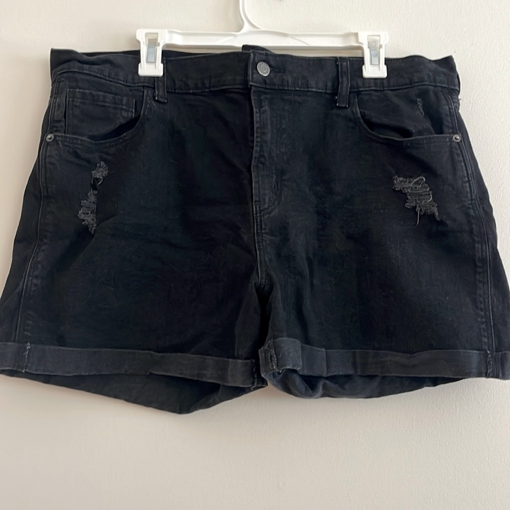 Old Navy size 18 black jean boyfriend shorts